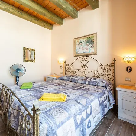 Da Gio, A Due Passi Dal Mare Appartement Calasetta