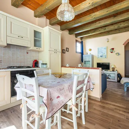 Da Gio, A Due Passi Dal Mare Apartment *